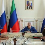 Владимир Васильев встретился с экипажем «КАМАЗ-мастер»
