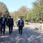 В Кизляре на центральной площади и в скверах завершили укладку тротуарной брусчатки