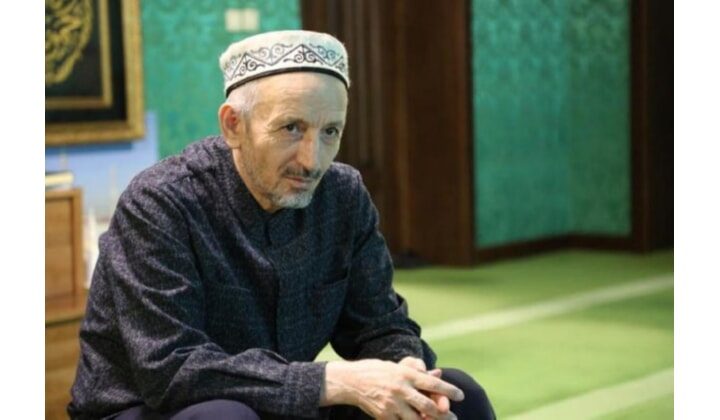 Муфтий Дагестана призвал верующих приходить в мечети в масках