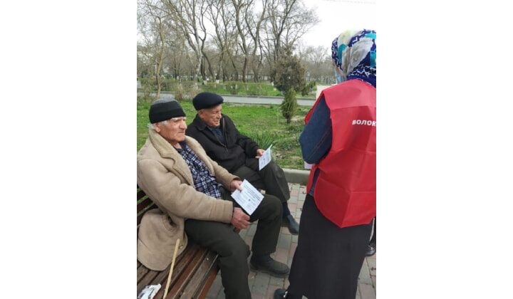 В Кизляре волонтеры проводят информационные рейды в связи с угрозой распространения коронавируса