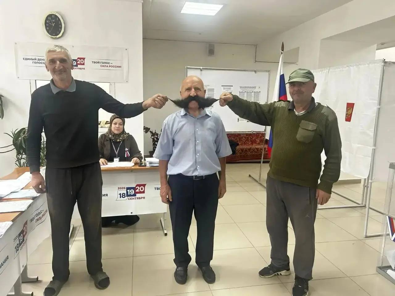 Обладатель самых длинных усов в Дагестане проголосовал на выборах