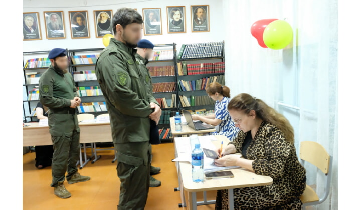 В Дагестане росгвардейцы принимают участие в Едином дне голосования
