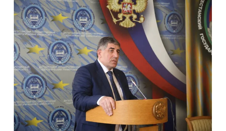 Учитель — «сердце» образовательной системы: Нариман Асваров о значении Большой учительской недели