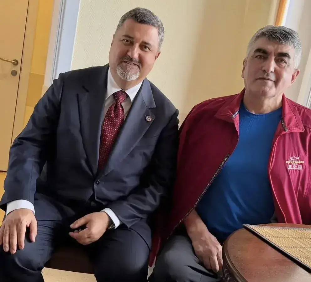 Щукин навестил Героя России Эседуллу Абачева