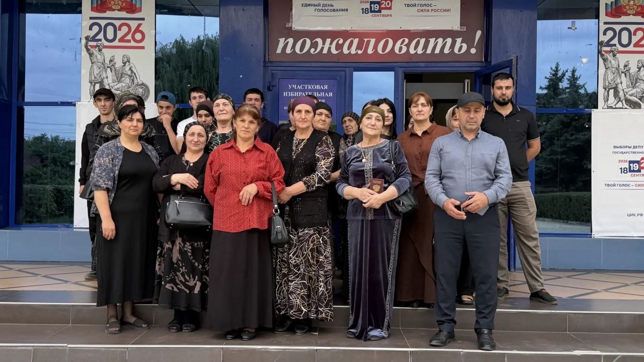 Коллектив завода минеральных вод «Рычал-Су» принял участие во втором дне голосования