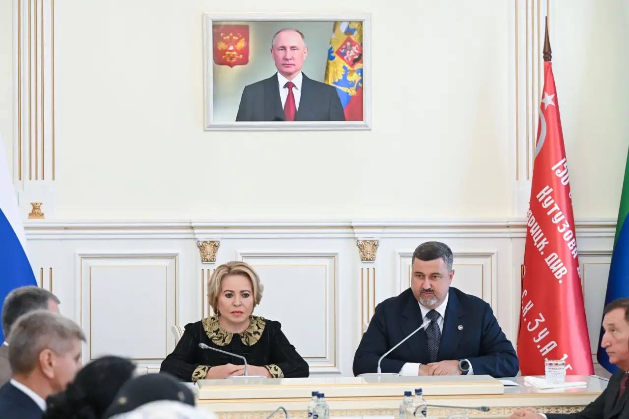 Матвиенко и Щукин встретились с представителями организаций по поддержке участников СВО