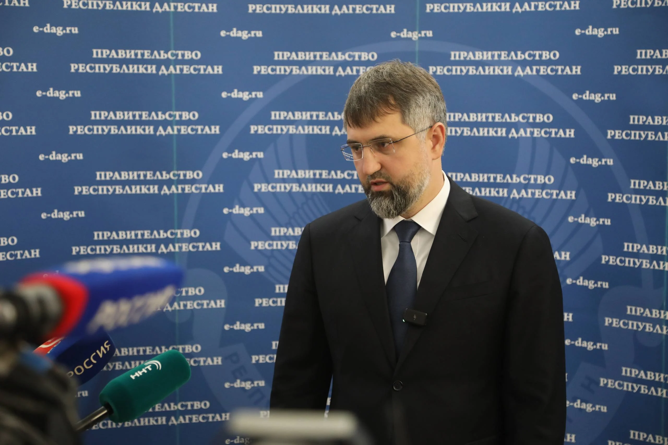 Премьер Дагестана ответил на вопросы журналистов по итогам 3-й сессии НС РД