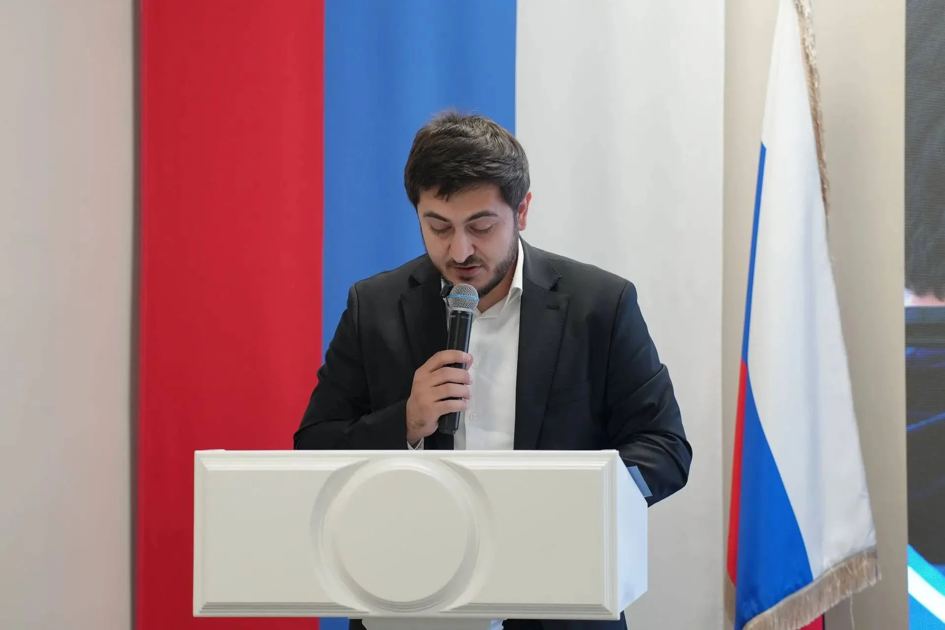 В Дагестане обсудили влияние новых медиа на религиозные взгляды молодёжи