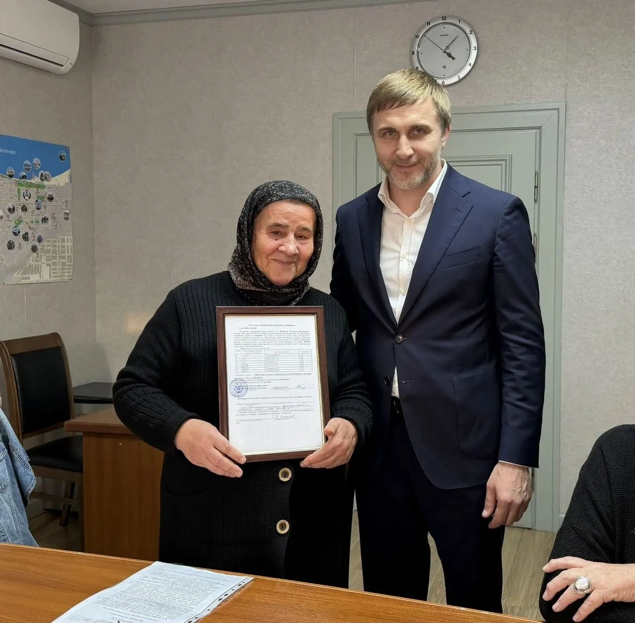 В Каспийске ликвидатору последствий аварии на ЧАЭС вручили жилищный сертификат