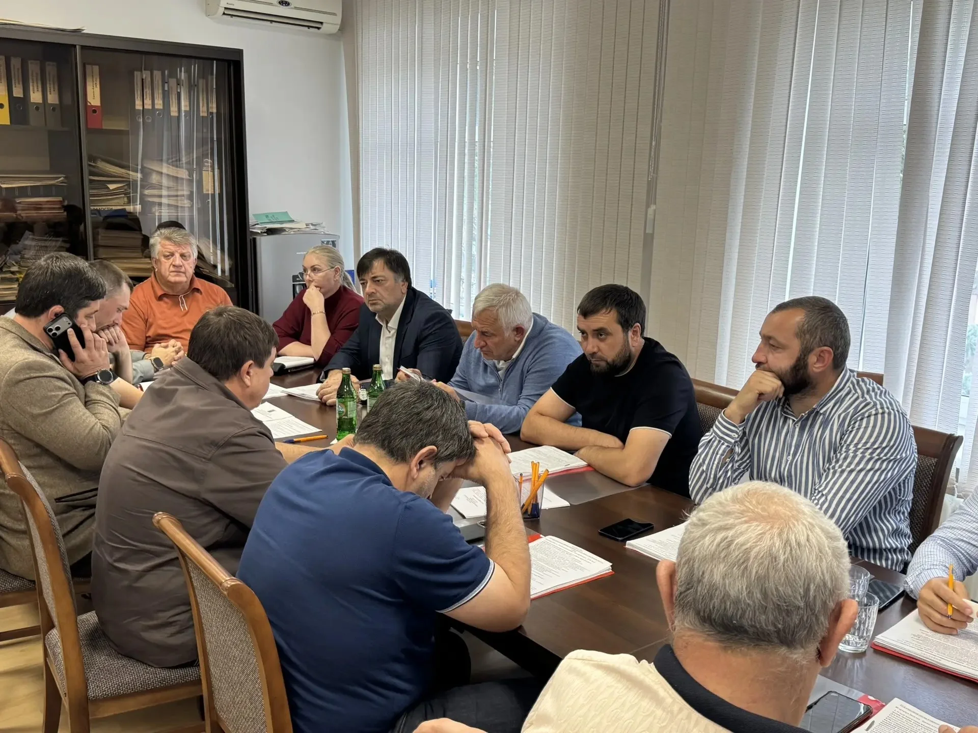 В Кизляре подписавшим контракт увеличили муниципальную выплату до 500 тысяч рублей