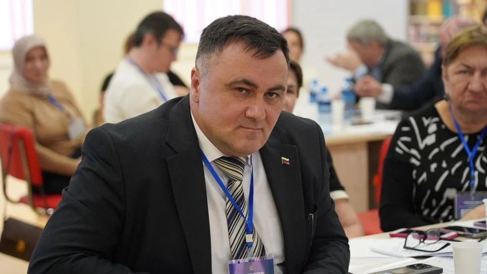 Дагестанцы скорбят вместе с родными и близкими погибших детей