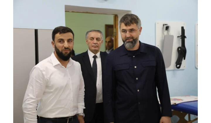 Магомед Рамазанов посетил Реабилитационный центр для детей и подростков с ОВЗ в Махачкале