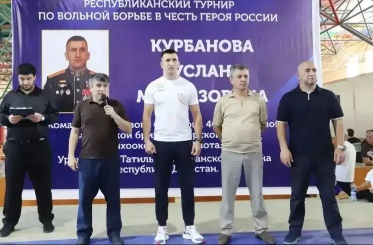 В Дагестане прошел турнир по вольной борьбе, посвященный Герою России