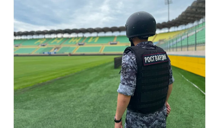 Росгвардия обеспечила правопорядок на футбольном матче РПЛ в Дагестане