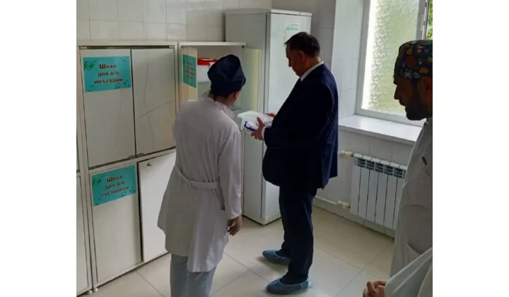 Абдурахман Махмудов проверил качество оказания медицинской помощи в Акушинском районе