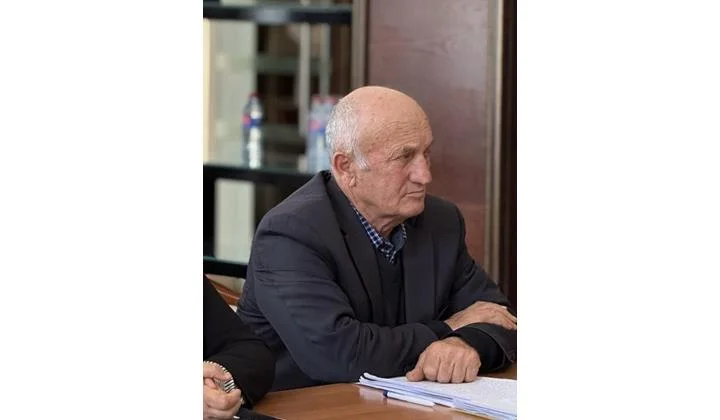 Вак акваз, геле къекъвен тийин...