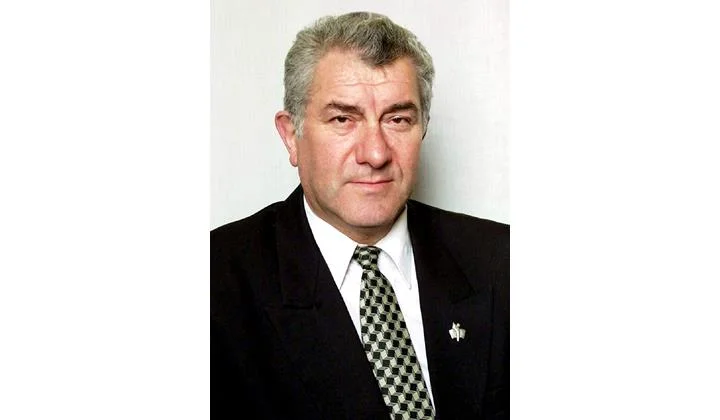 Инсан гьикI чкIида?