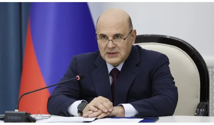 Михаил Мишустин поздравил врио главы Дагестана с юбилеем