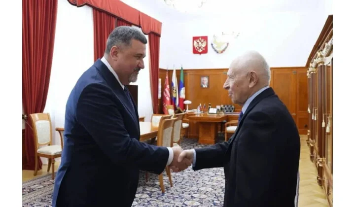 Фёдор Щукин поздравил с днём рождения первого президента Дагестана Муху Алиева