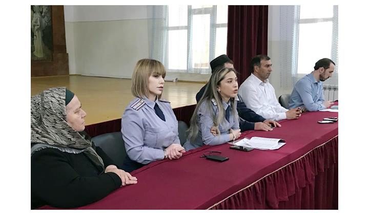 В Карабудахкенте прошло мероприятие по профилактике терроризма и экстремизма среди несовершеннолетних
