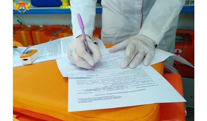 Мобильный пункт вакцинации возле центральной джума-мечети Махачкалы продолжает принимать желающих привиться от Covid-19