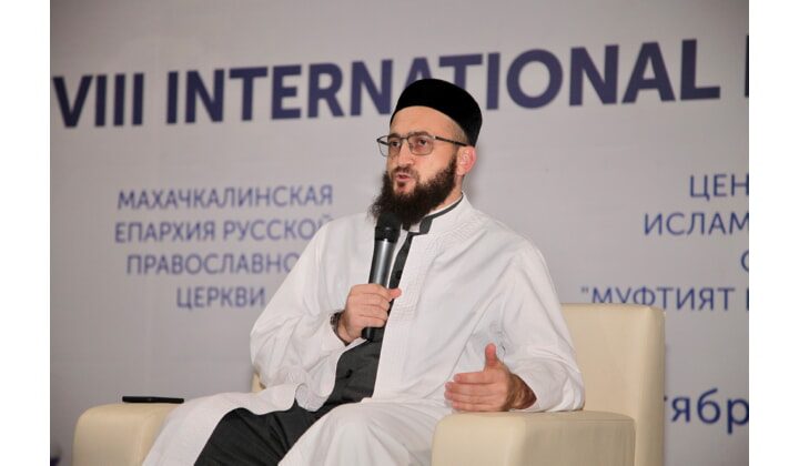 Участники Международного межрелигиозного молодежного форума встретились с муфтием Татарстана