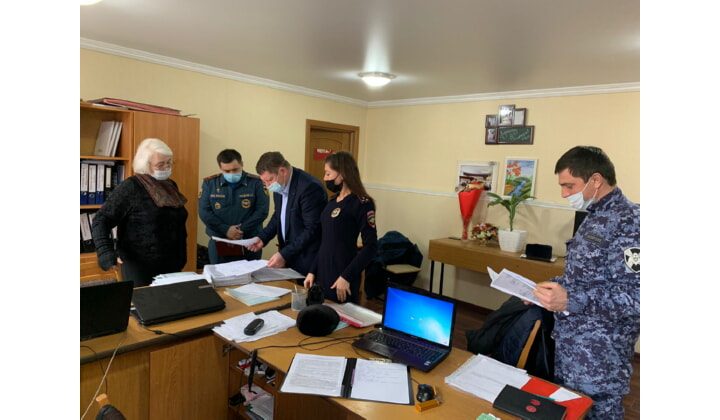 Частные образовательные учреждения Кизляра проверили на антитеррористическую защиту