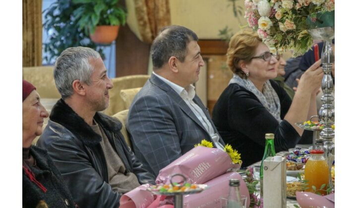 Осман Абдулкеримов встретился с женами и родителями мобилизованных
