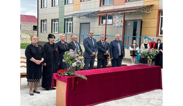 «Парты Героев» открыли в Буйнакске​