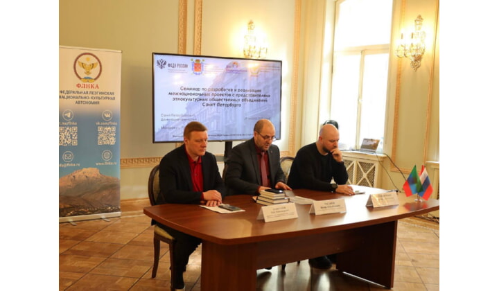 На фото (слева направо) Олег Капитанов, Васиф Гасанов и Владимир Скрипниченко