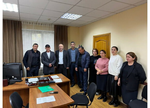 Сотрудник УСЗН Сулейман-Стальского района отправился в зону СВО