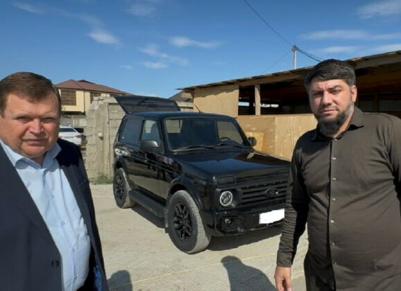 Автомобиль «Нива» отправили в зону СВО из Кизляра в первый день выборов