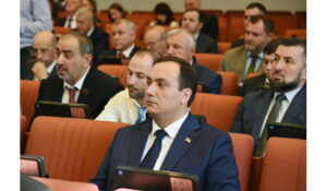 Осман Булатов  прокомментировал выступление Главы РД Сергея Меликова на 51-й сессии парламента