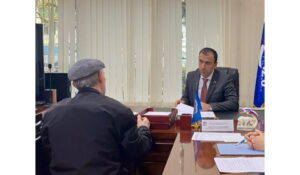 Девлетхан Алиев провел прием граждан на площадке «Единой России»
