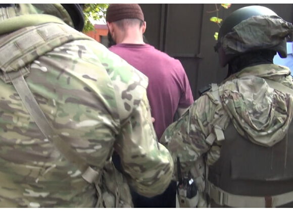 УФСБ России по Республике Дагестан пресечена противоправная деятельность лица, причастного к деятельности запрещенной экстремисткой организации