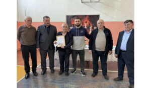 В Сулейман-Стальском районе прошел турнир по шахматам и шашкам памяти Вавилона Казиева