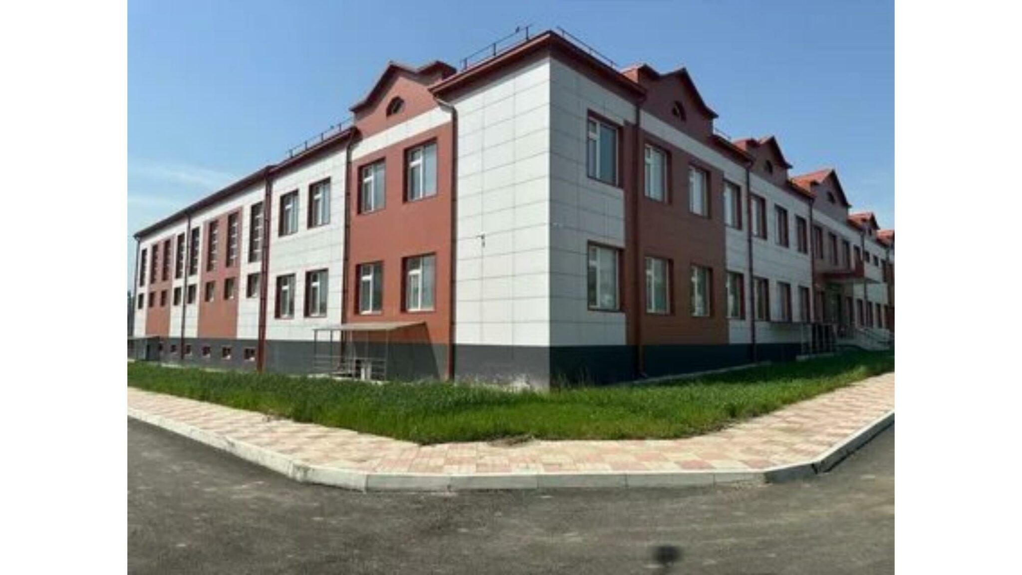 В селе Герейханово открыли новую школу на 150 мест
