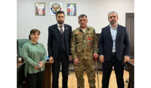 «Дружба, проверенная на прочность»: руководитель Дагинформа Арсен Юсупов встретился с участником СВО Юсупом Расуловым