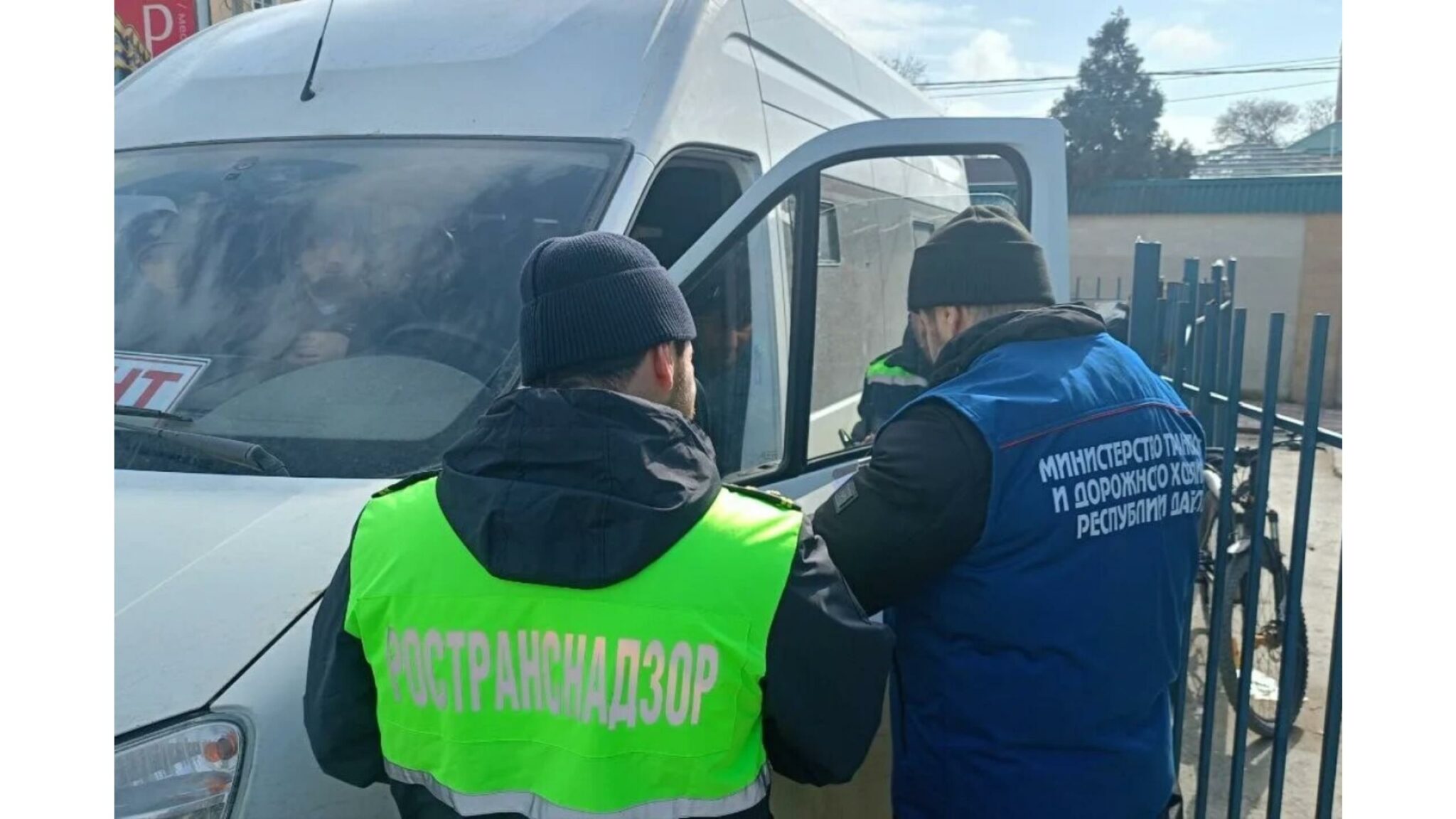 Водителей Каспийска проверили на соблюдение законодательства