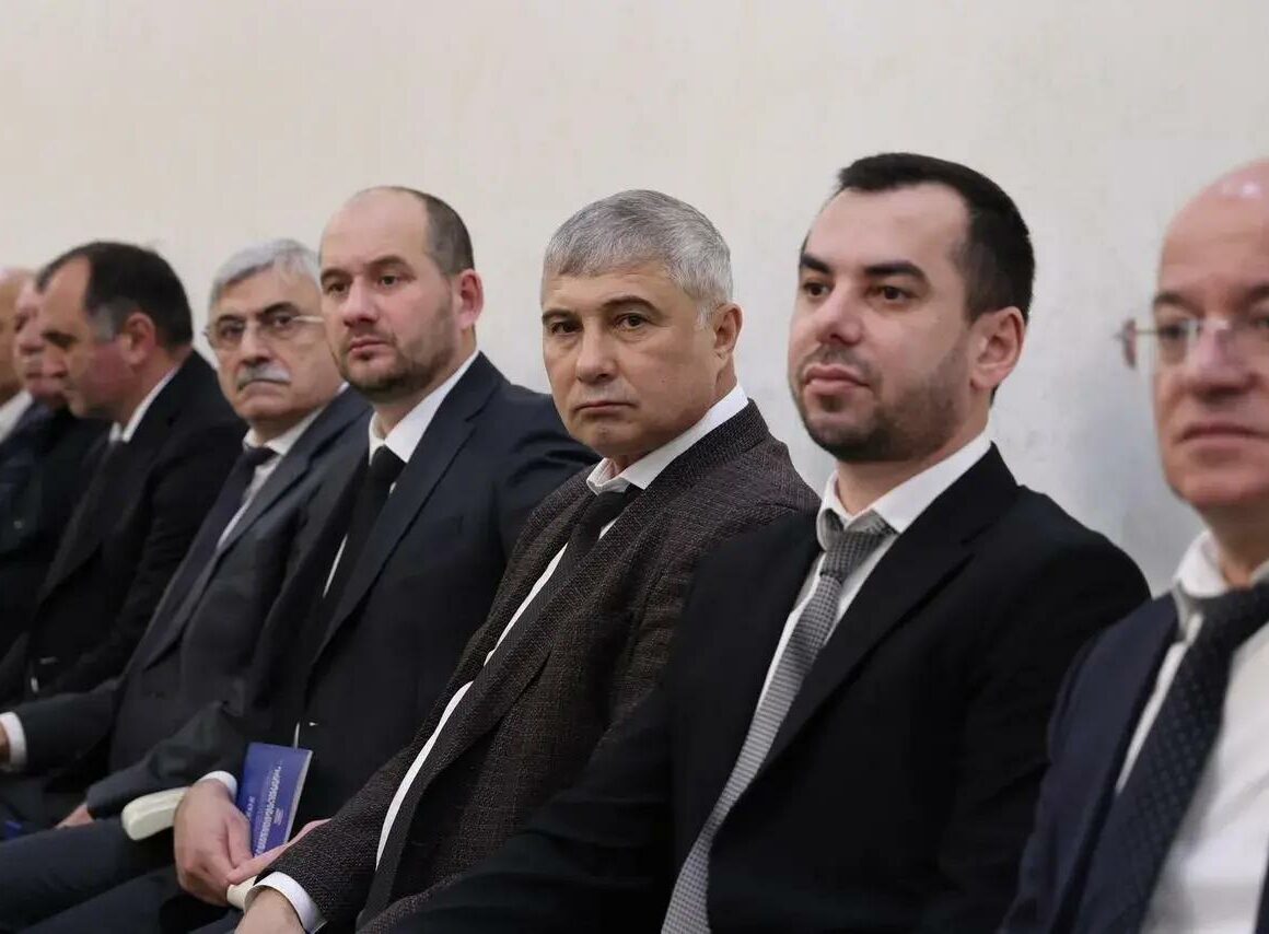 Мэр Кизляра Лазурков: От четкой организации предстоящих выборов зависит политическая стабильность в регионе и стране