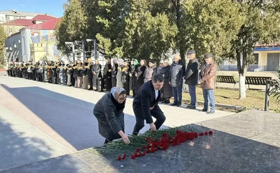 В ДГПУ им. Р. Гамзатова прошла акция «Молодым хранить память»