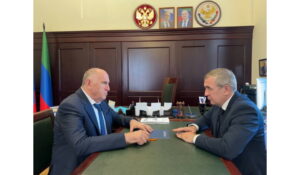 Абдулмуслим Абдулмуслимов встретился с Уполномоченным по правам человека в РД Запиром Алхасовым