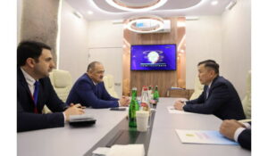 На полях КИФ Сергей Меликов встретился с генеральным консулом Республики Казахстан Канатом Хасеновым