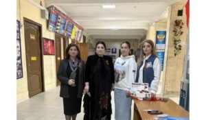 В ДГПУ проходит патриотическая акция «Красная гвоздика»