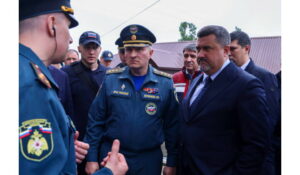 Александр Куренков и Фёдор Щукин побывали на месте обрушения многоквартирного дома в Махачкале