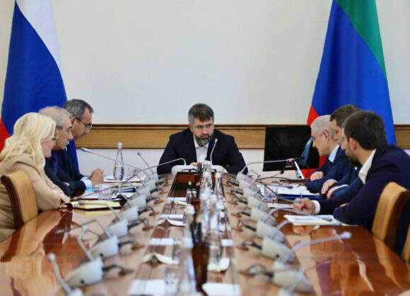 Магомед Рамазанов провел встречи с руководством промышленных предприятий Дагестана